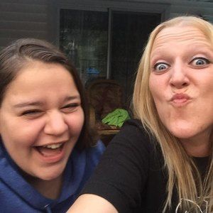 Meet your Posher, Dawn